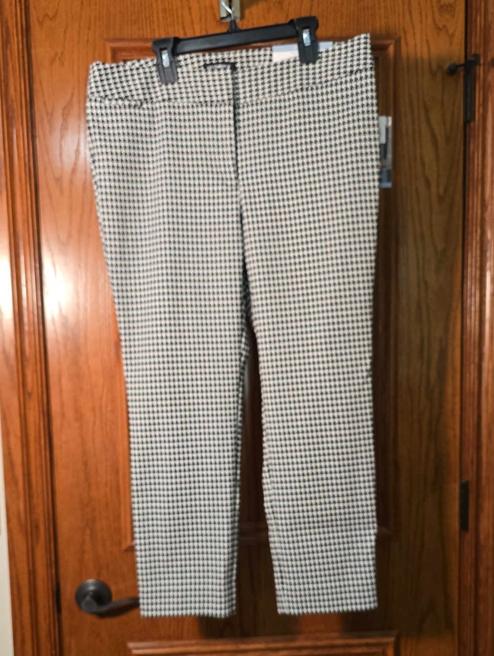 Women's Liz Claiborne, Black & White Houndstooth Slim Pants